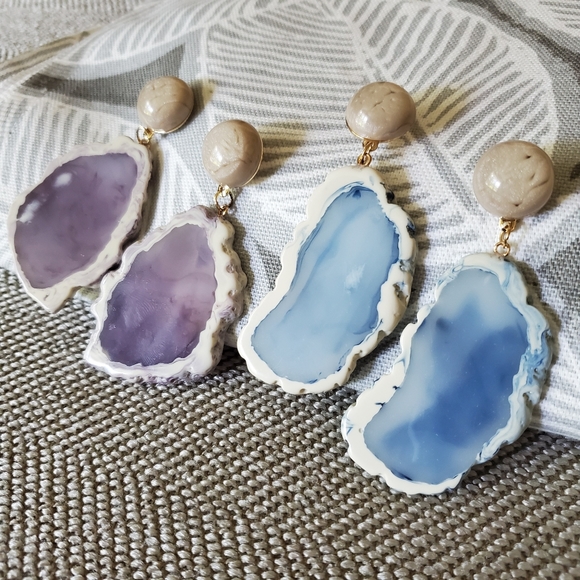 Jewelry - Agate Geode Blue and Purple Dangle Drop Earrings